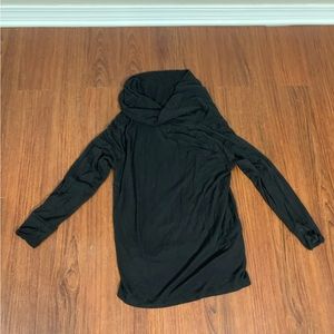 Comfortable Black Top